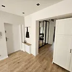 Apartment Mira In My Center