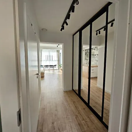 Mira In My Center アパート *